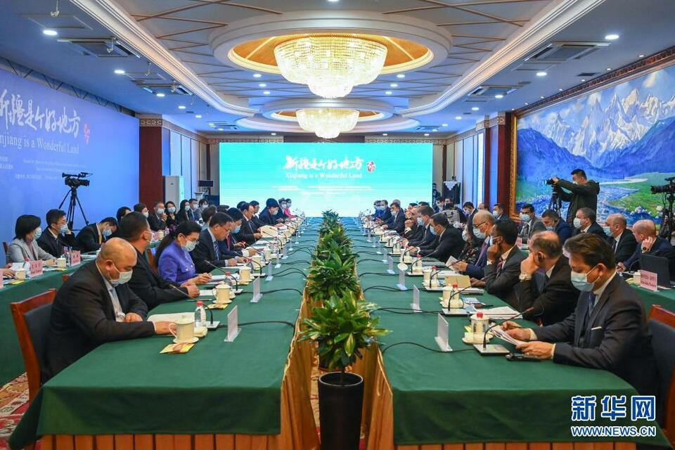 “新疆是个好地方”交流会在乌鲁木齐举行 多国使节及外交官驳斥涉疆谣言